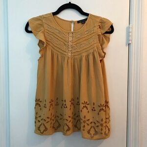 Yellow American Eagle flutter cap sleeve blouse size small